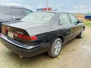 Toyota Camry Automatic 1999 Black
