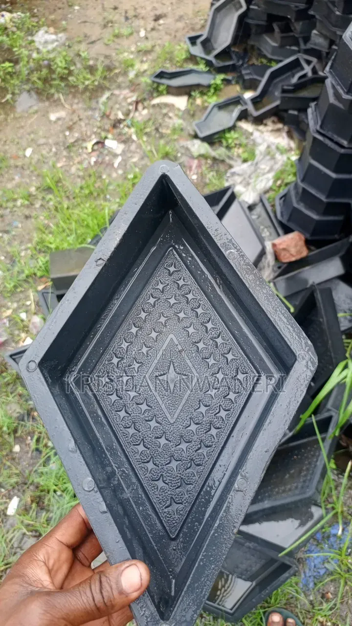 Interlocking Plastic Moulds and Kerbs Mould