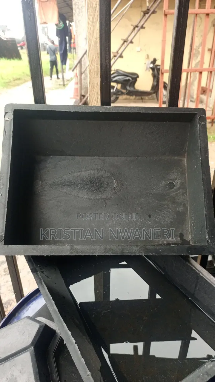 Interlocking Plastic Moulds and Kerbs Mould