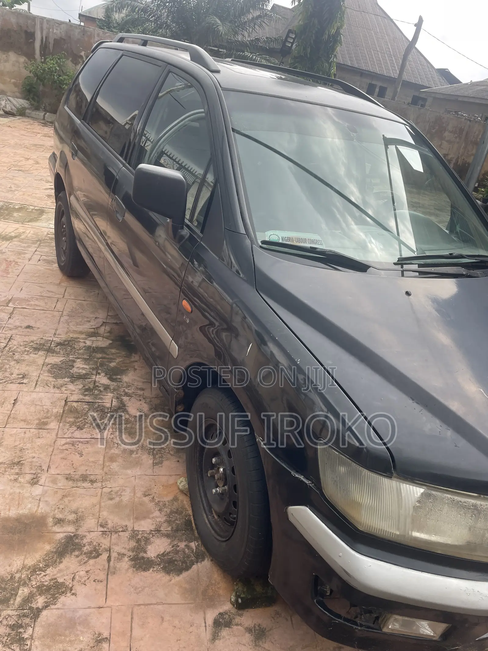 Mitsubishi SpaceWagon 2003 Black