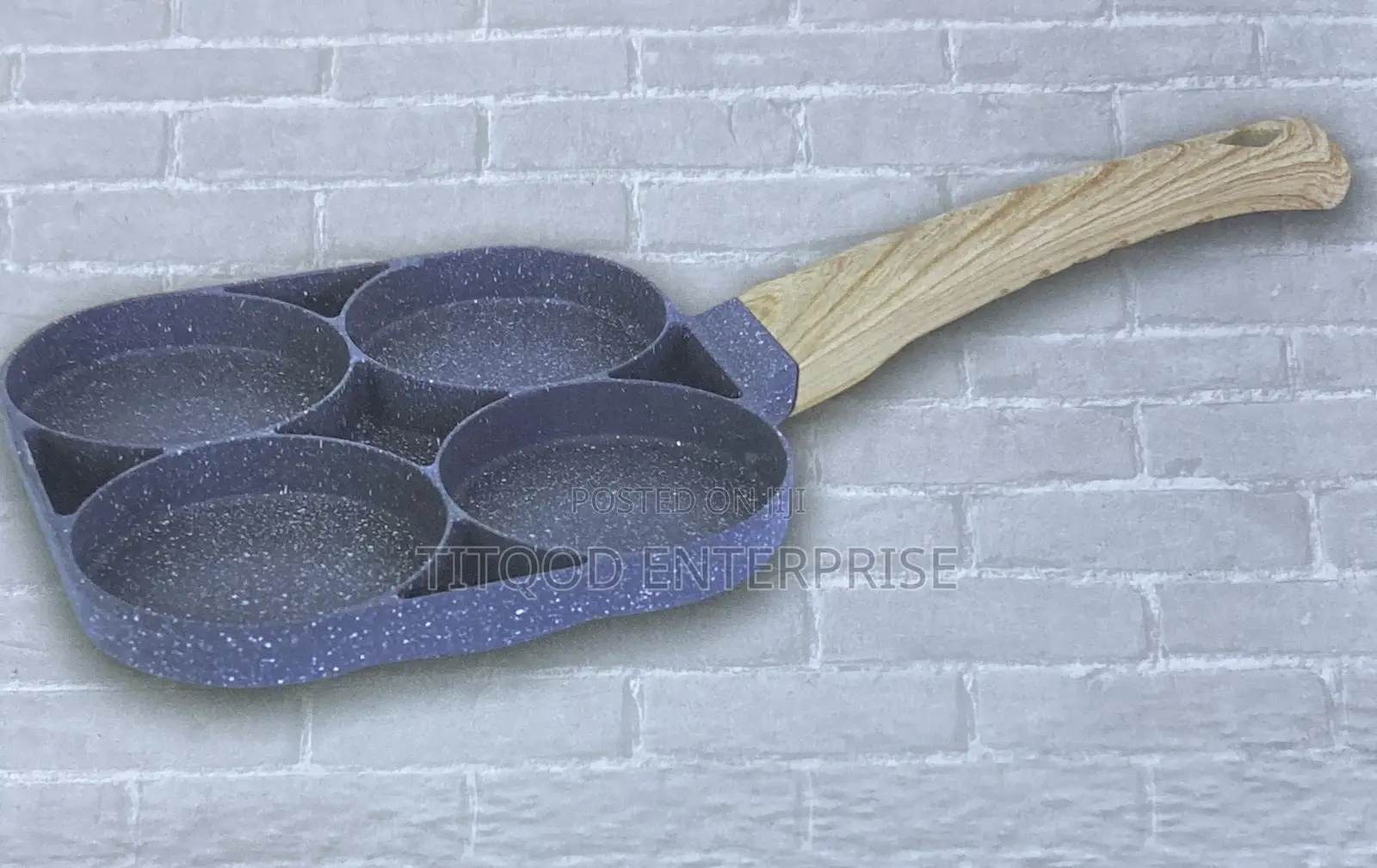 Four Hole Pan