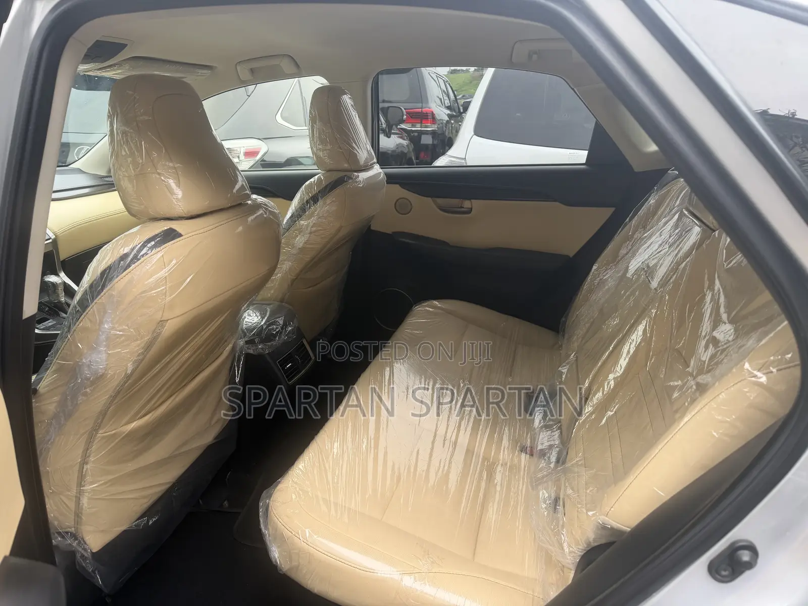Lexus NX 2015 Silver