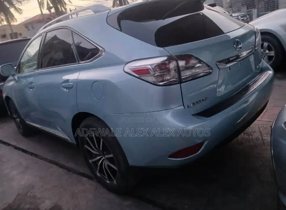 Lexus RX 2011 Blue