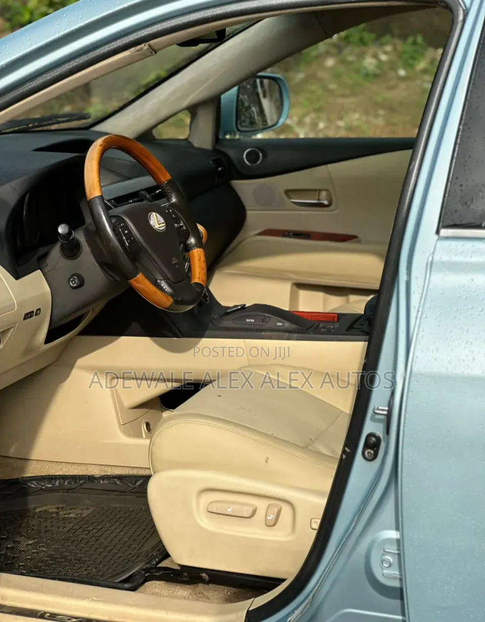 Lexus RX 2011 Blue