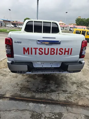 Mitsubishi L200 2024 White