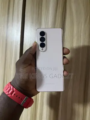 Samsung Galaxy Z Fold4 256 GB Gold
