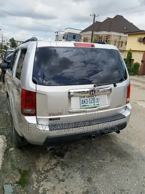 Honda Pilot 2010 Silver