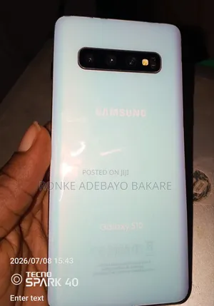 Samsung Galaxy S10 128 GB Blue