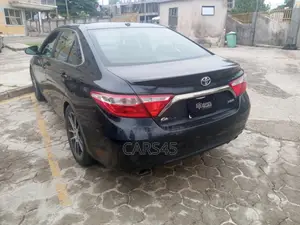 Toyota Camry 2015 Gray