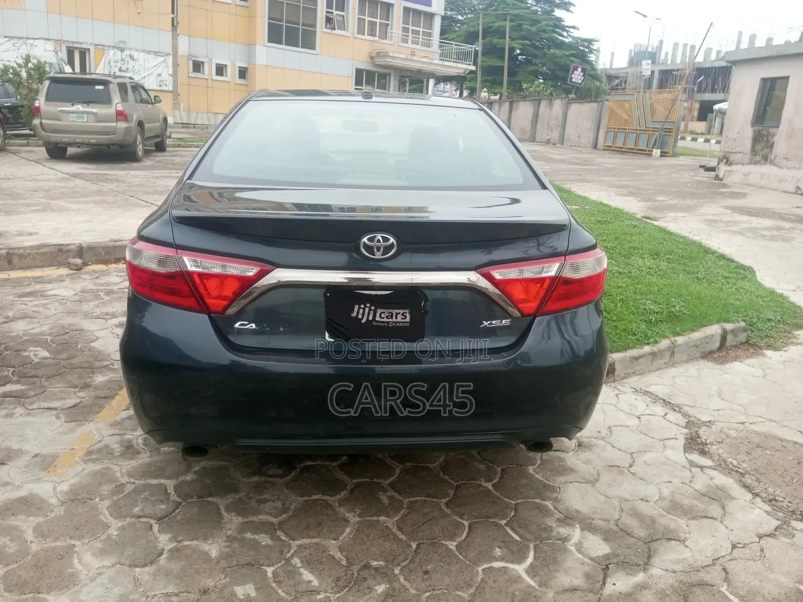 Toyota Camry 2015 Gray