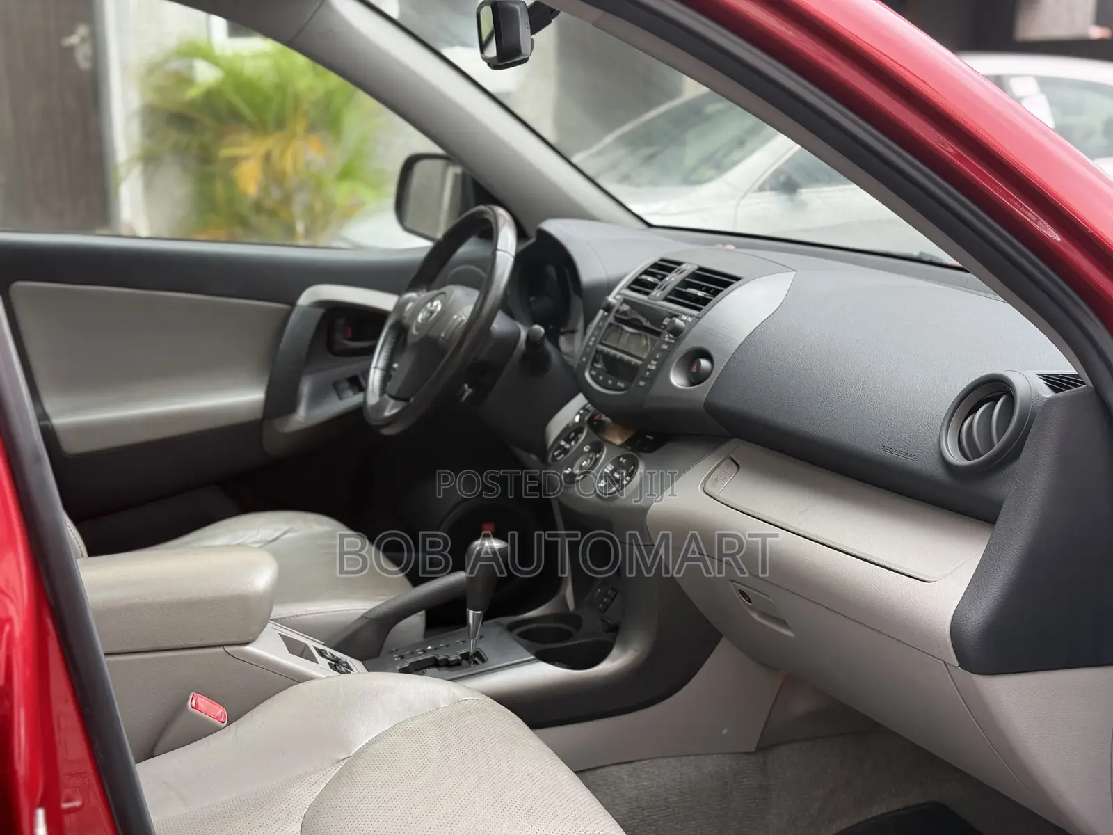 Toyota RAV4 2011 Red