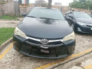 Toyota Camry 2015 Gray
