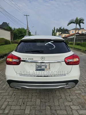 Mercedes-Benz GLA 250 2018 White