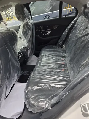 Mercedes-Benz C300 2016 Off white