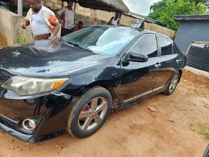 Toyota Camry SE 4dr Sedan (2.5L 4cyl 6A) 2013 Black