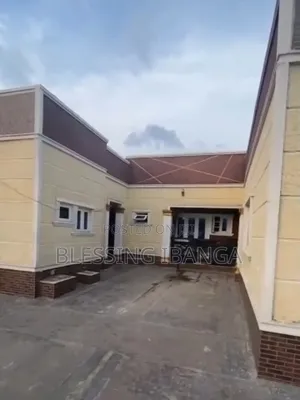 14bdrm Block of Flats in Uyo for sale