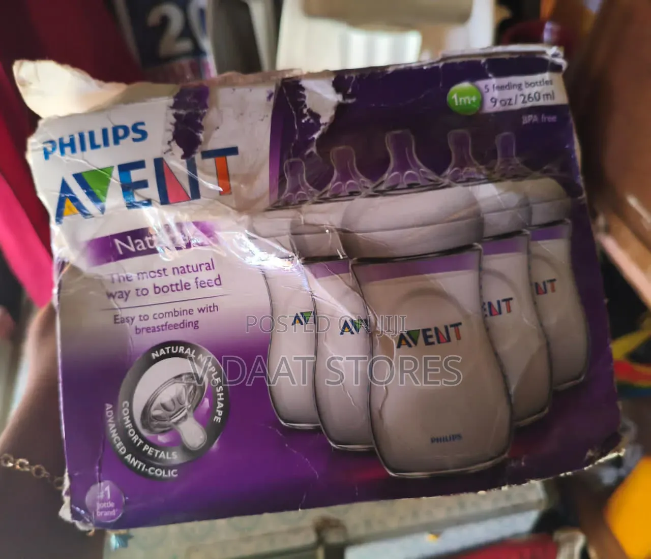 Philips Avent Natural Newborn Starter Set Feeding Bottles.