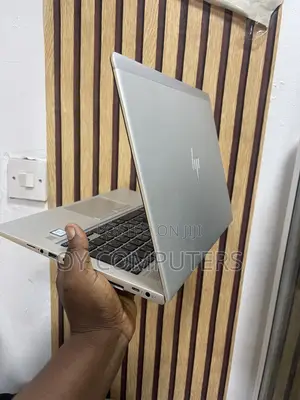 Laptop HP EliteBook 830 G6 8GB Intel Core i5 SSD 256GB
