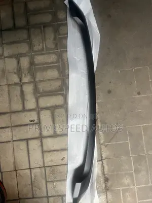 Bonnet Chrome for Hilux 2016