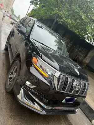 Toyota Land Cruiser Prado 2010 Black