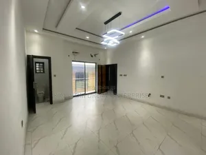 2bdrm Block of Flats in Ilupeju for rent