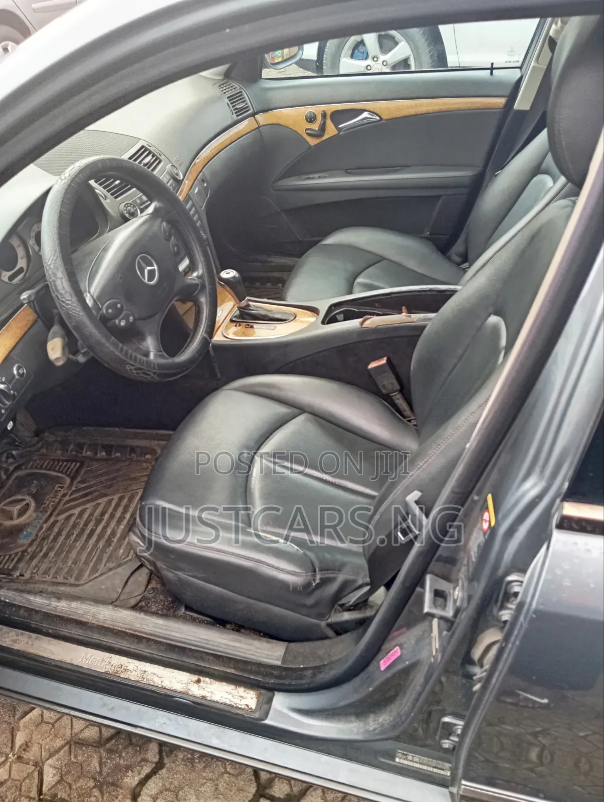 Mercedes-Benz E350 2007 Gray