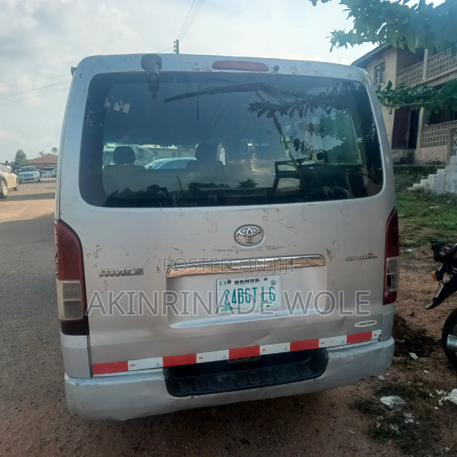 Toyota HiAce 2010 Grey
