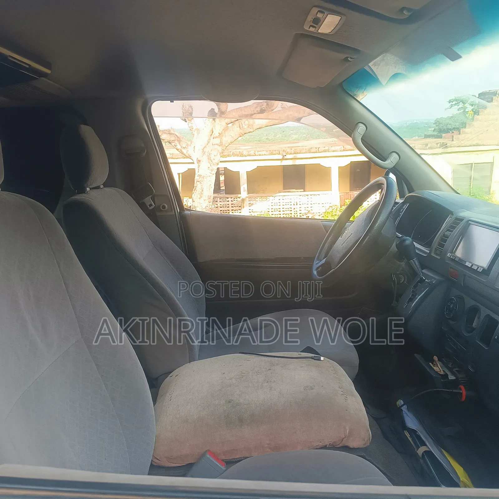 Toyota HiAce 2010 Grey