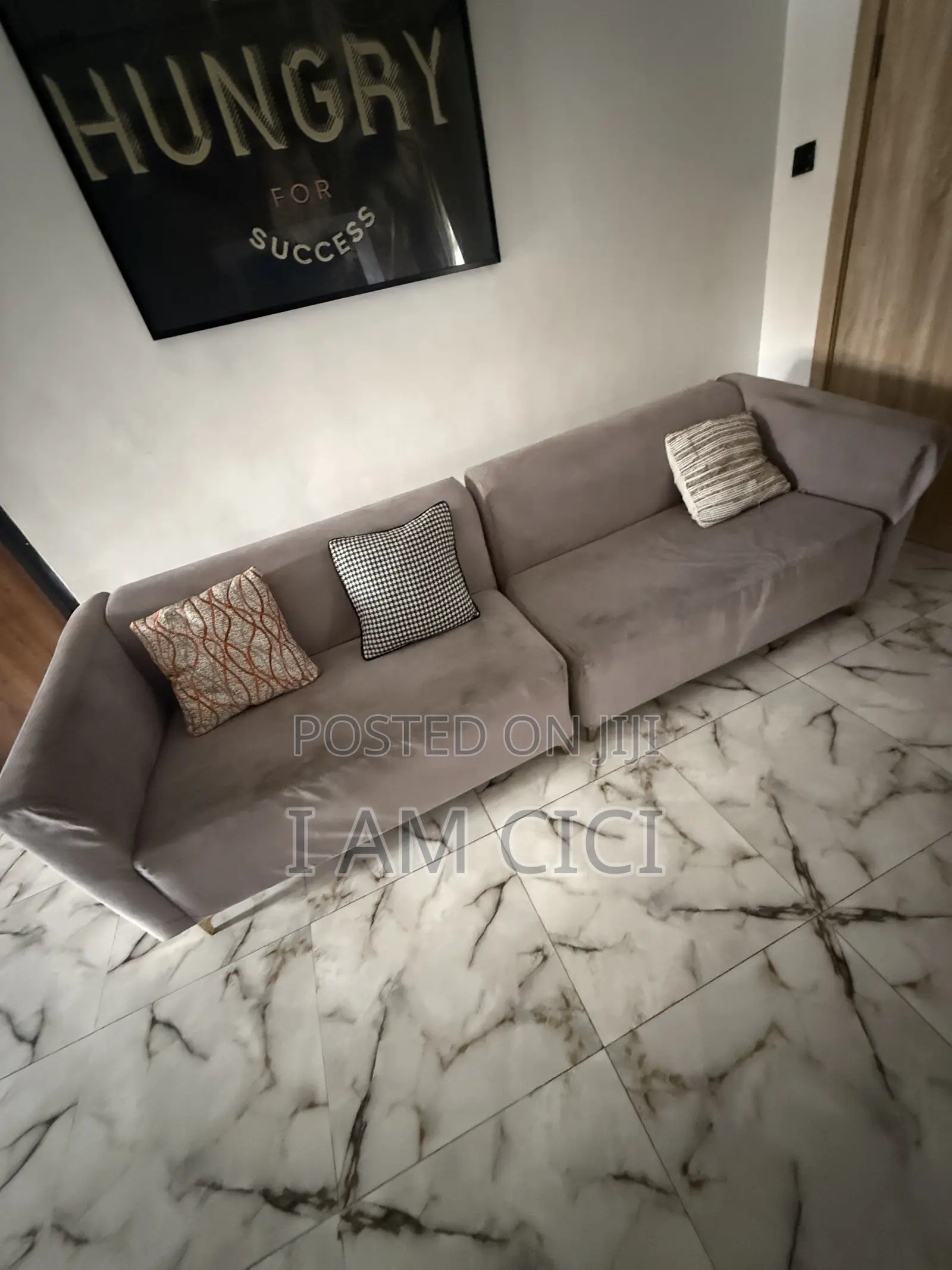 5 Seater Chair