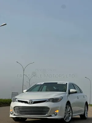 Toyota Avalon 2014 White