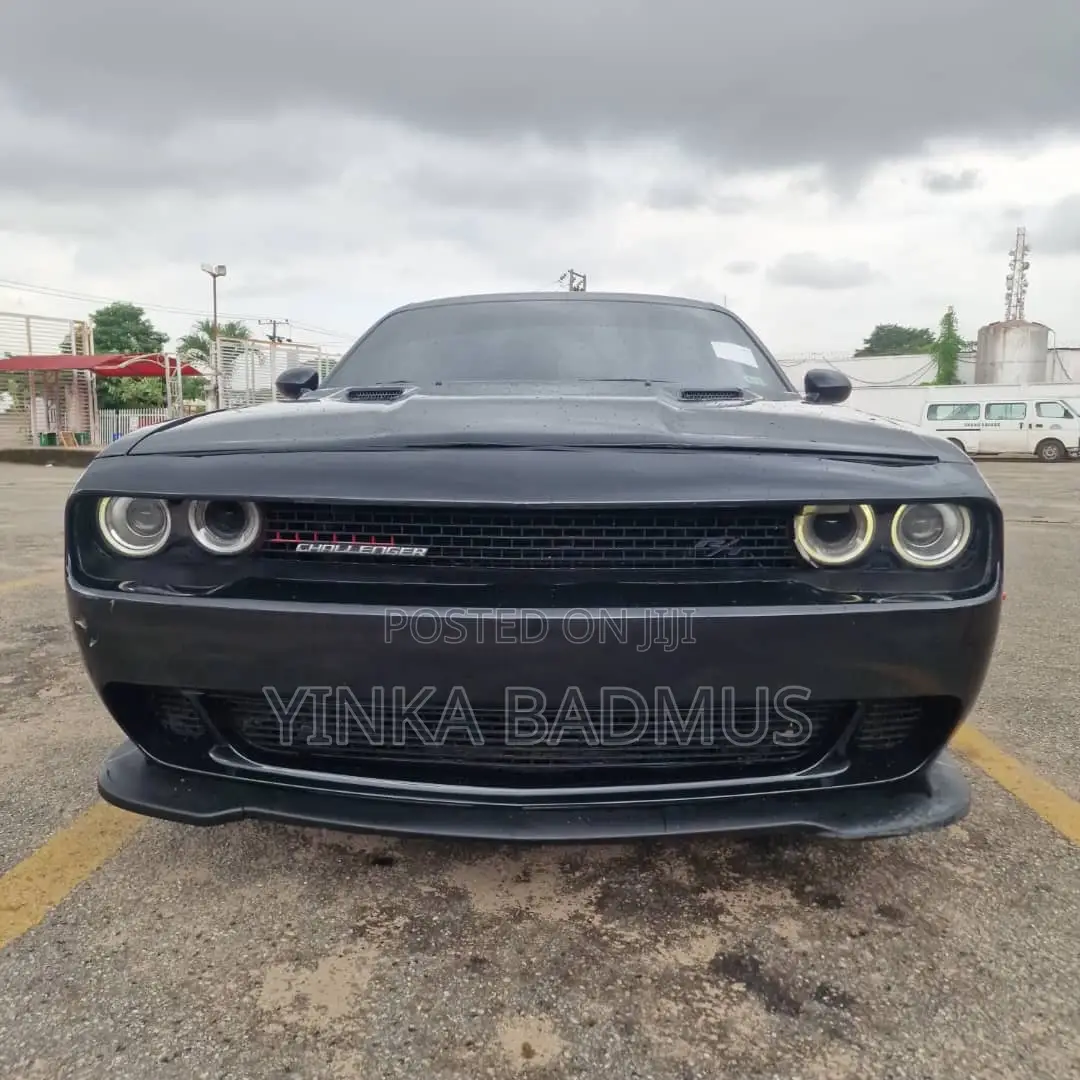 Dodge Challenger 2011 Black
