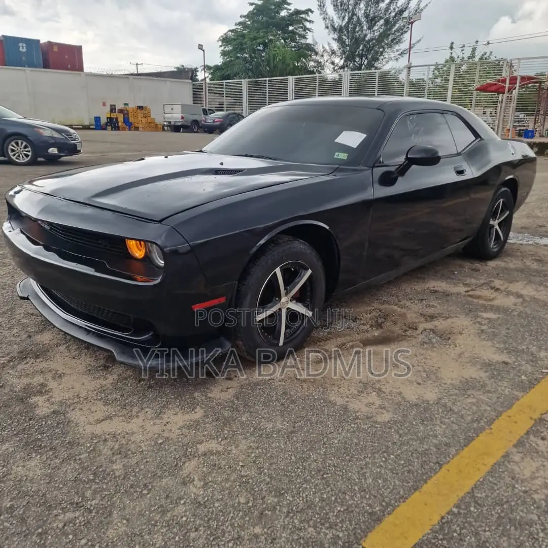 Dodge Challenger 2011 Black