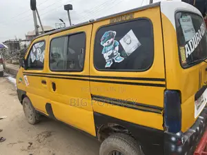 Suzuki APV Minibus 2025 Yellow