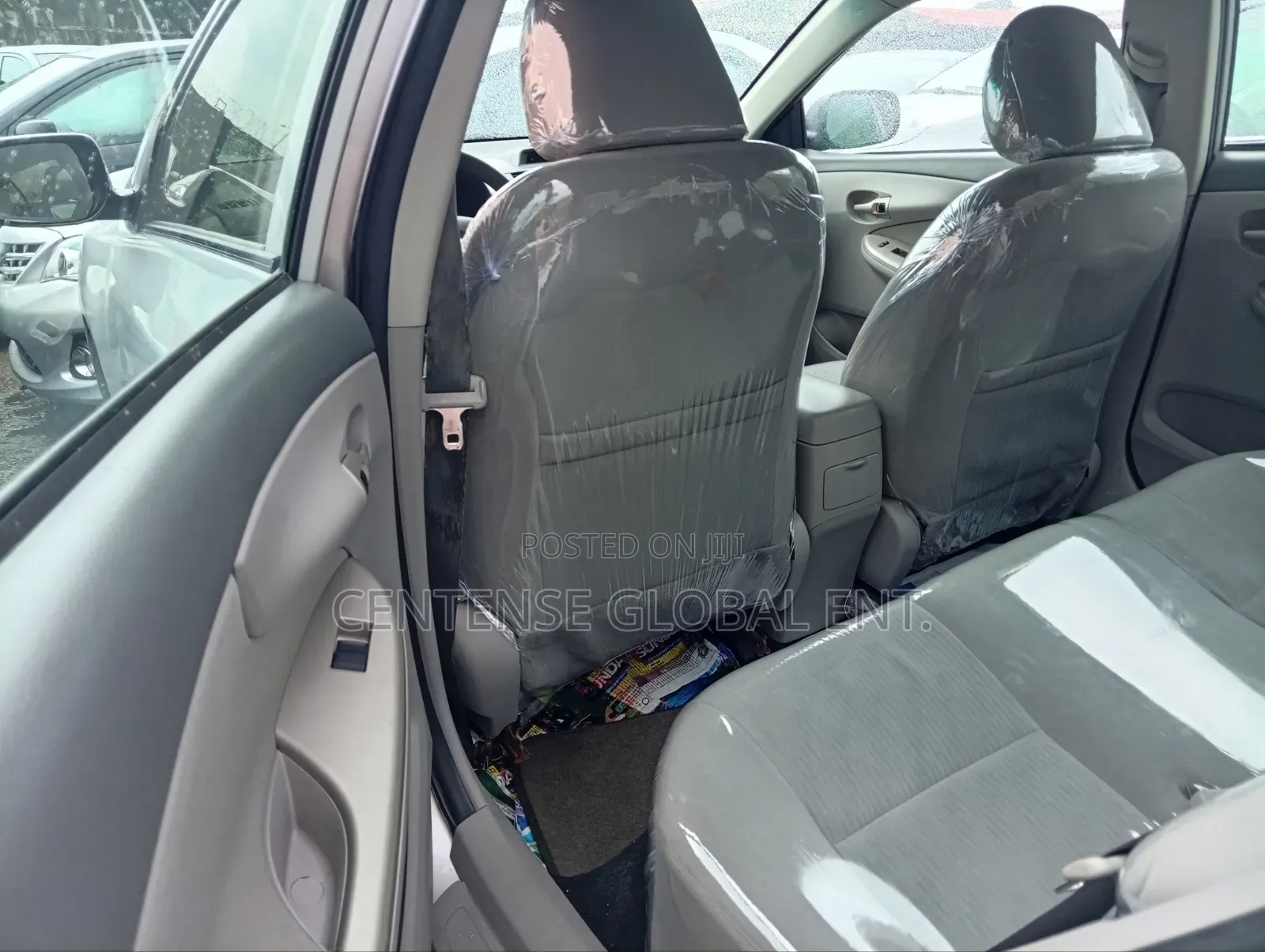 Toyota Corolla 2010 Silver