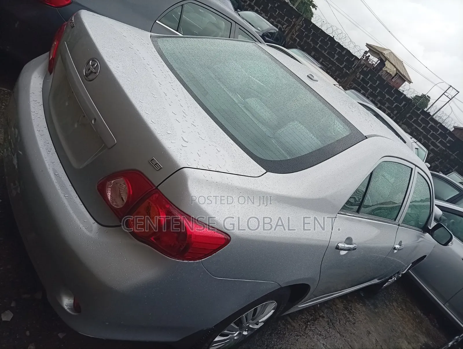 Toyota Corolla 2010 Silver