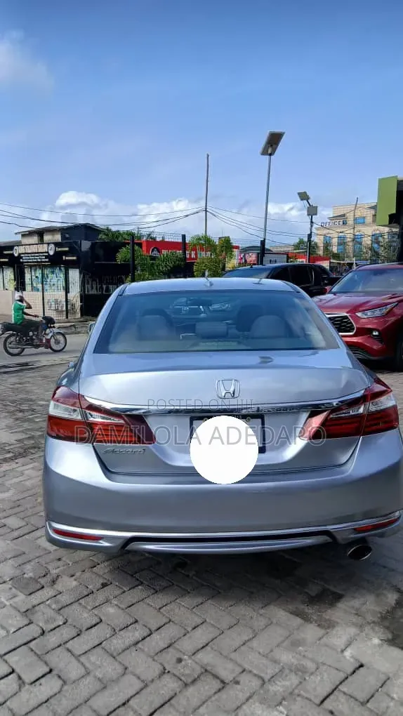 Honda Accord 2017 Silver