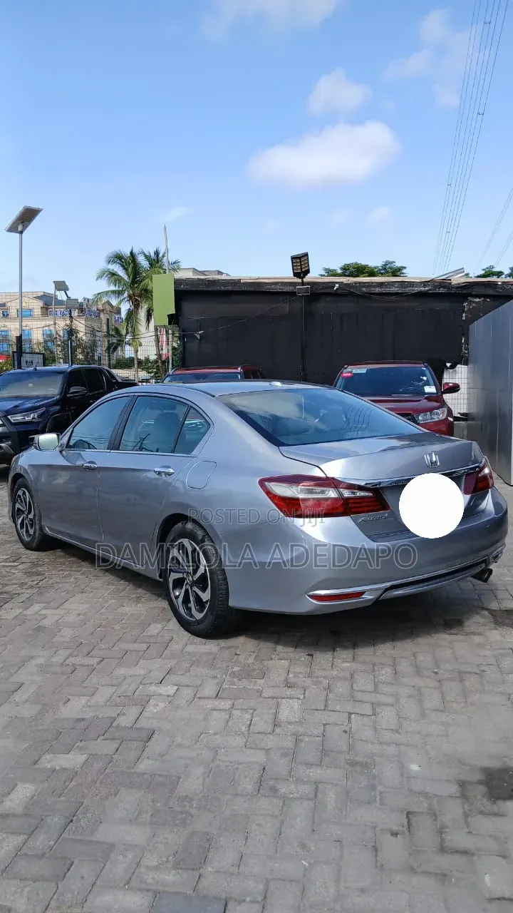 Honda Accord 2017 Silver