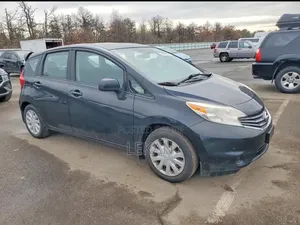 Nissan Versa 2014 Gray