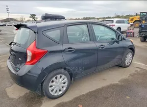 Nissan Versa 2014 Gray