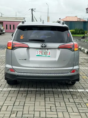 Toyota RAV4 2017 Gray