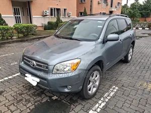 Toyota RAV4 2008 Green