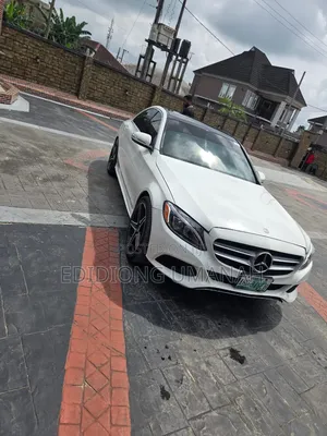 Mercedes-Benz C300 2016 White