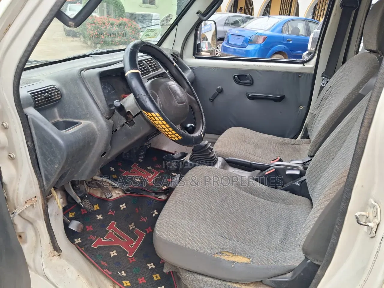 Suzuki Every 2003 White