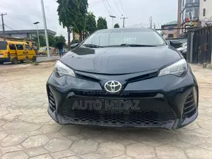 Toyota Corolla SE 4dr Sedan (1.8L 4cyl CVT) 2017 Blue