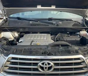 Toyota Highlander 2010 Silver