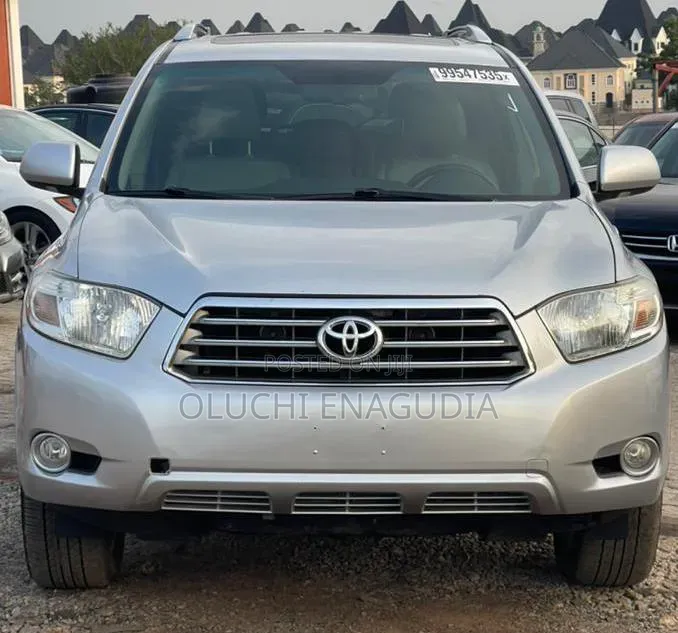 Toyota Highlander 2010 Silver