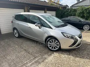Opel Zafira Tourer C 2012 Silver