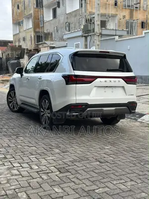 Lexus LX 500d 2026 White