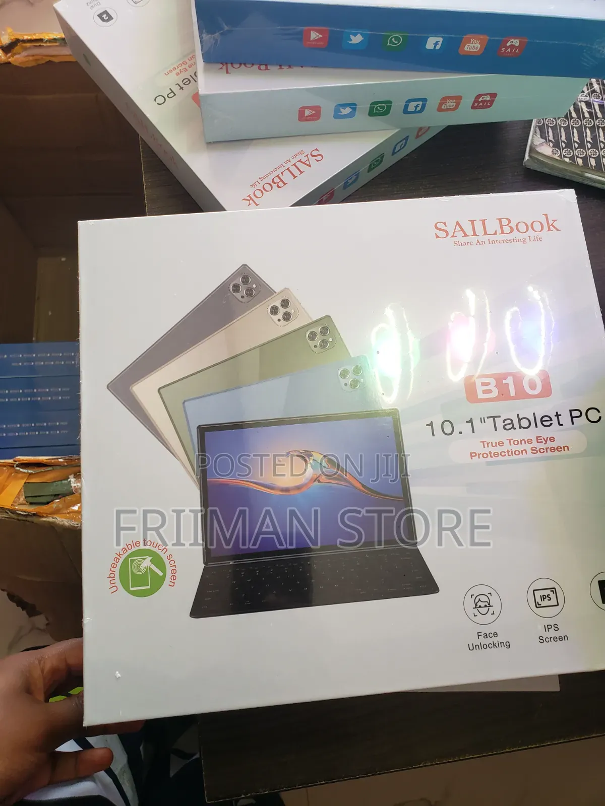 New SAILBook B10 256 GB