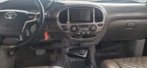 Toyota Sequoia 2004 Black